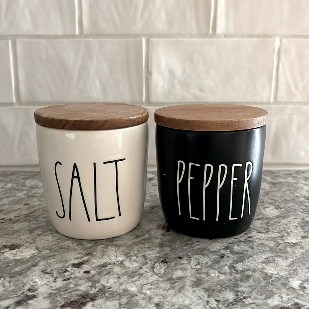 Rae Dunn Salt & Pepper cellars
